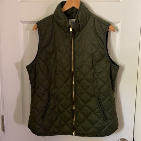 Old Navy Quilted Vest - Picture 1 of 2